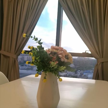 Eminent Stay - Icon City, Петалинг Джая Екстериор снимка